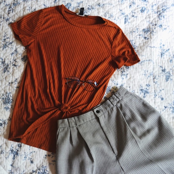 Forever 21 Mustard Orange Tee - Picture 1 of 1